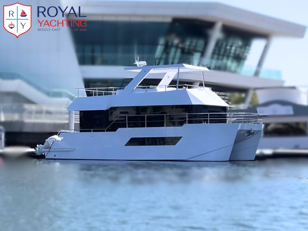 Different Marine 12m Houseboat 2025